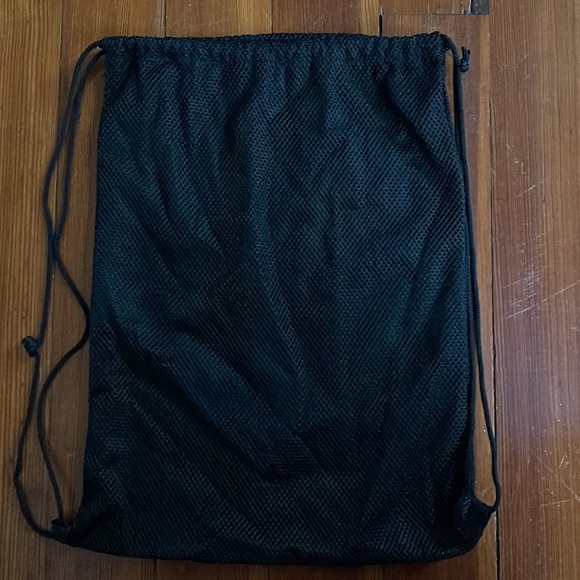 Work out by Katya Pull String Mesh bag - Picture 2 of 5